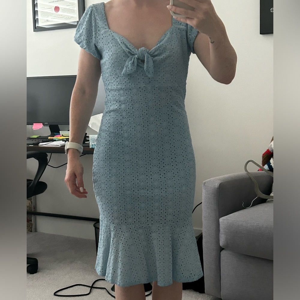 Guess Baby Blue Dress (size M- 6/8)
